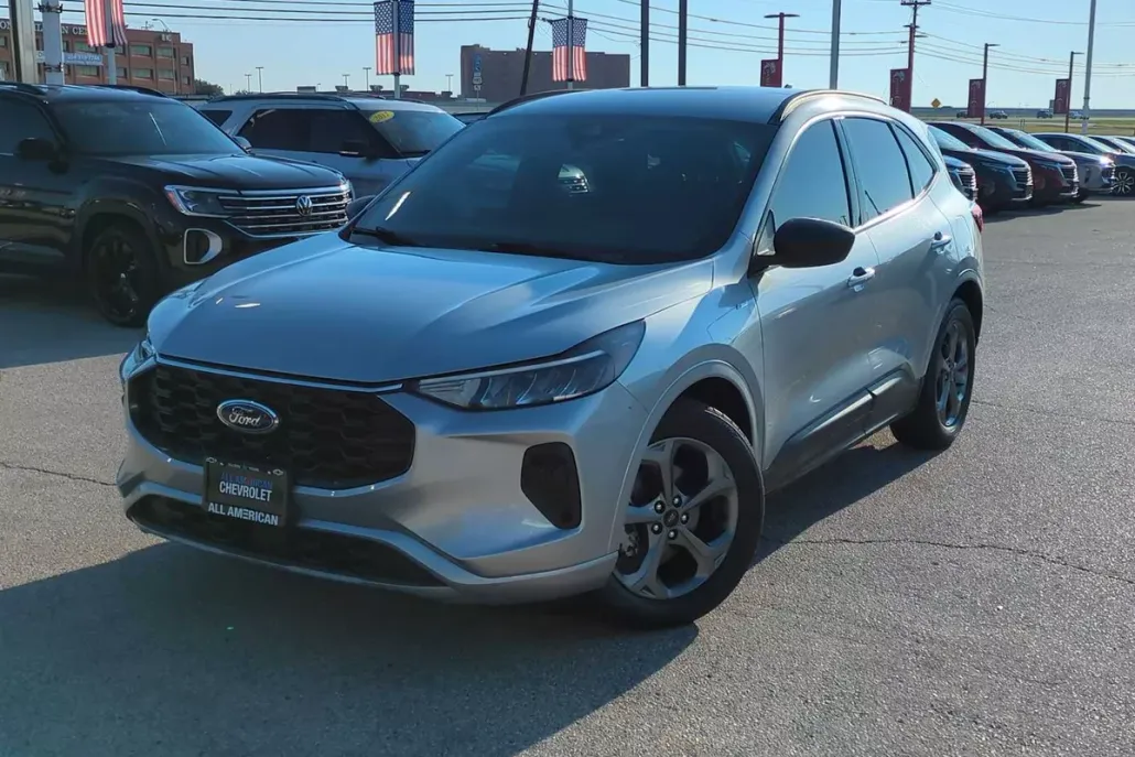 2023 Ford Escape photo 1