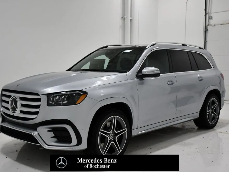 2025 Mercedes Benz GLS 450 4MATIC photo 1