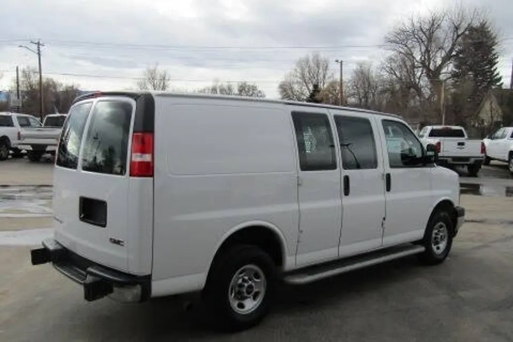 2023 Gmc Savana 2500 Cargo photo 1