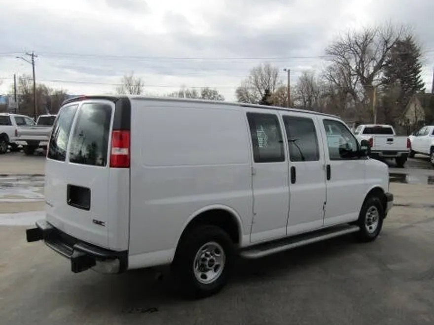 2023 Gmc Savana 2500 Cargo photo 1