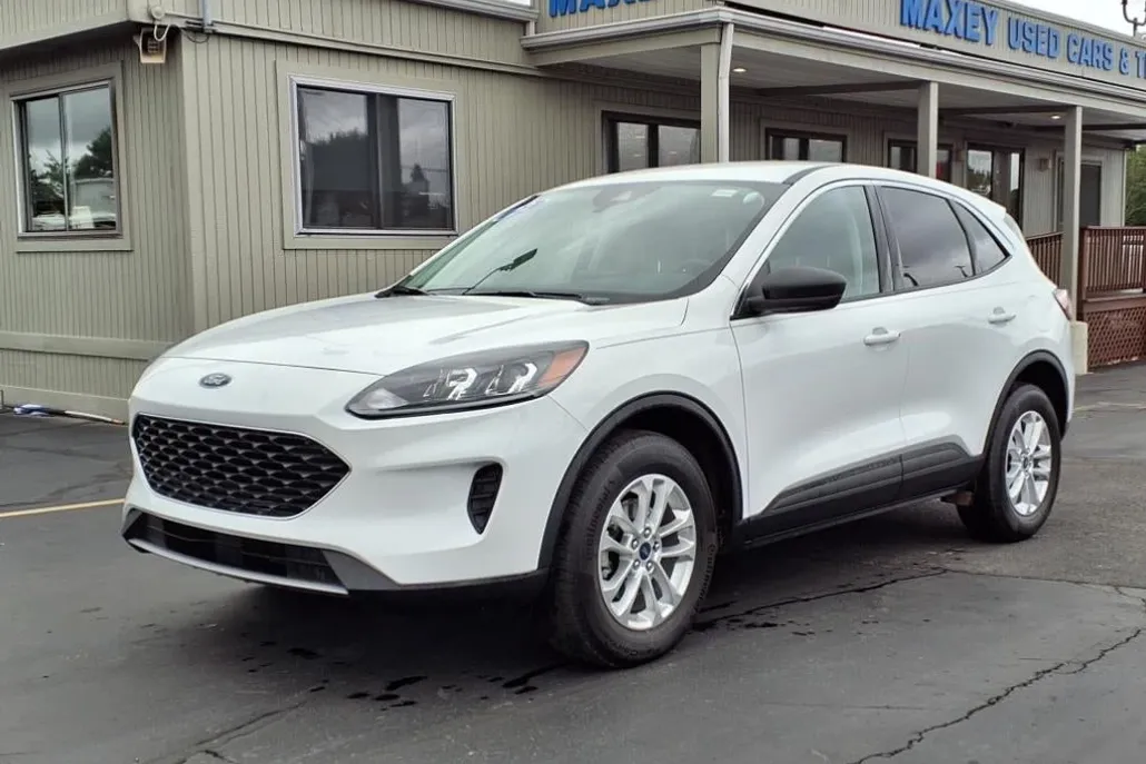 2022 Ford Escape SE photo 1