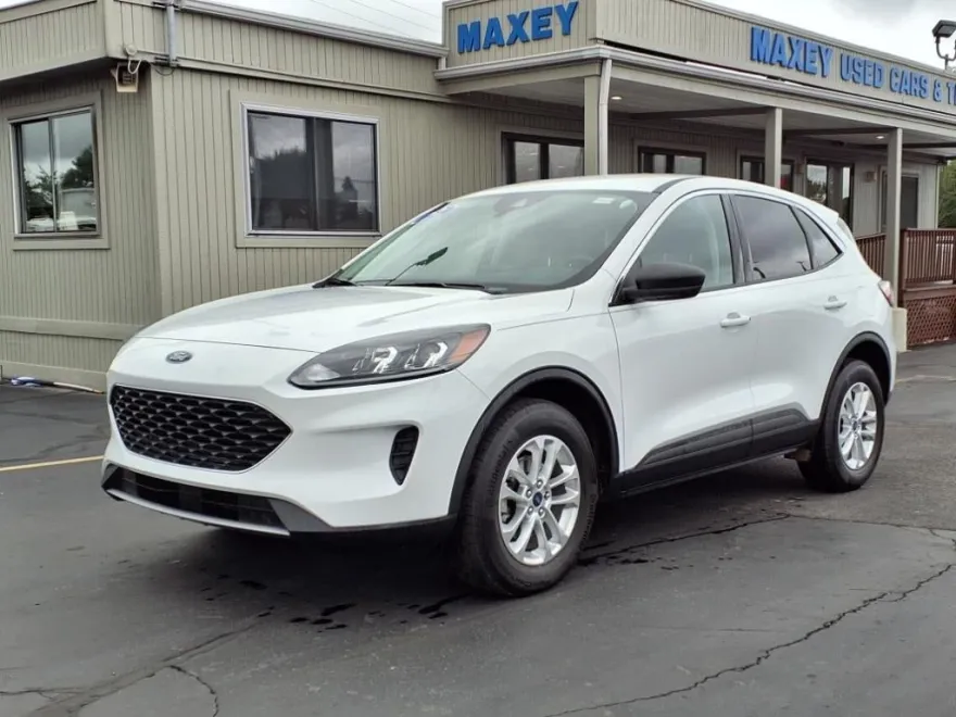 2022 Ford Escape SE photo 1