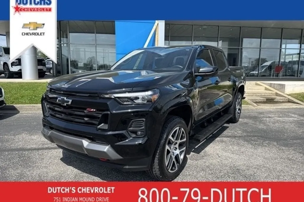 2024 Chevrolet Colorado Z71 photo 1