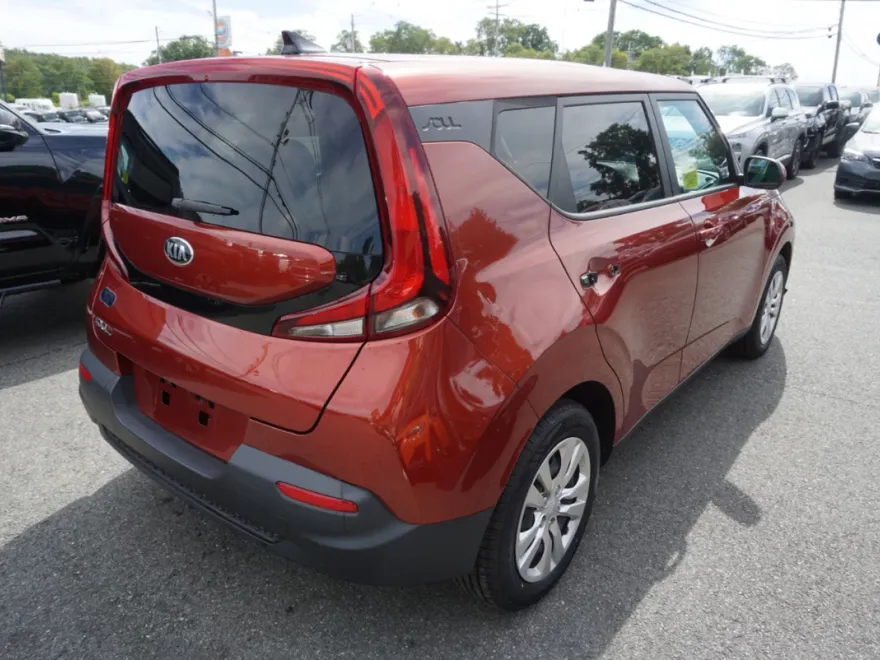2021 Kia Soul LX S X-Line photo 1