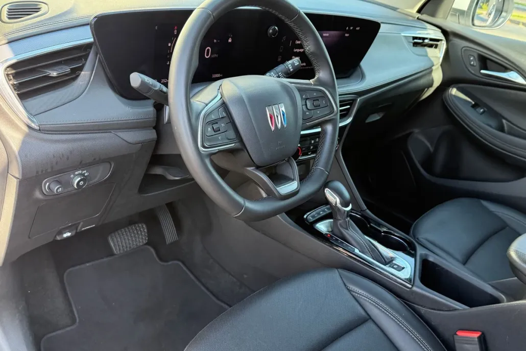 2024 Buick Encore GX Sport Touring photo 1