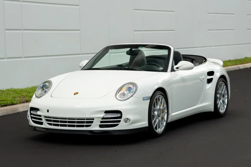 2011 Porsche 911 Turbo S photo 1