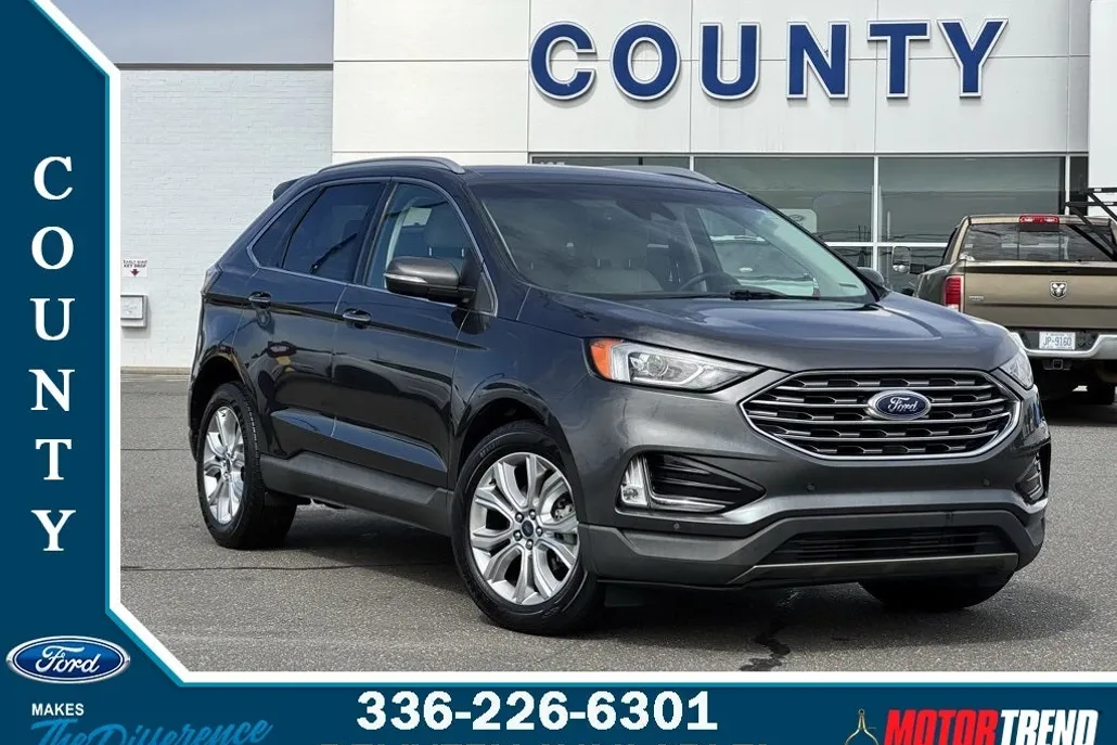 2020 Ford Edge Titanium photo 1