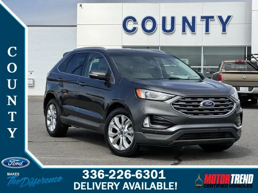 2020 Ford Edge Titanium photo 1