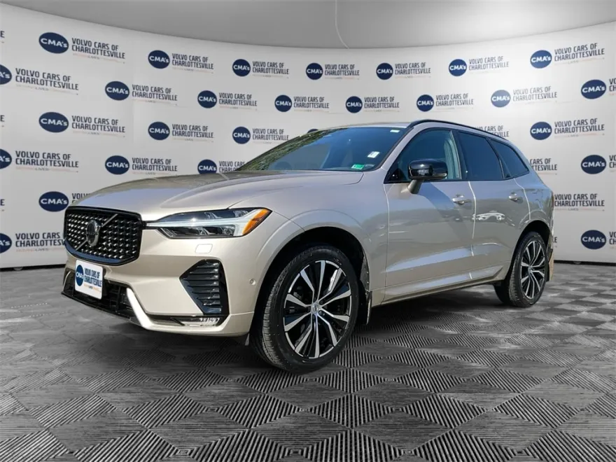 2024 Volvo XC60 B5 Plus photo 1