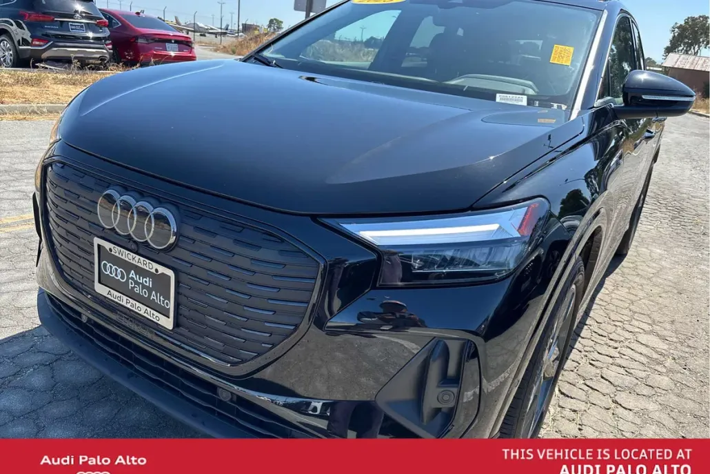2023 Audi Q4 50 E-tron Premium Plus photo 1