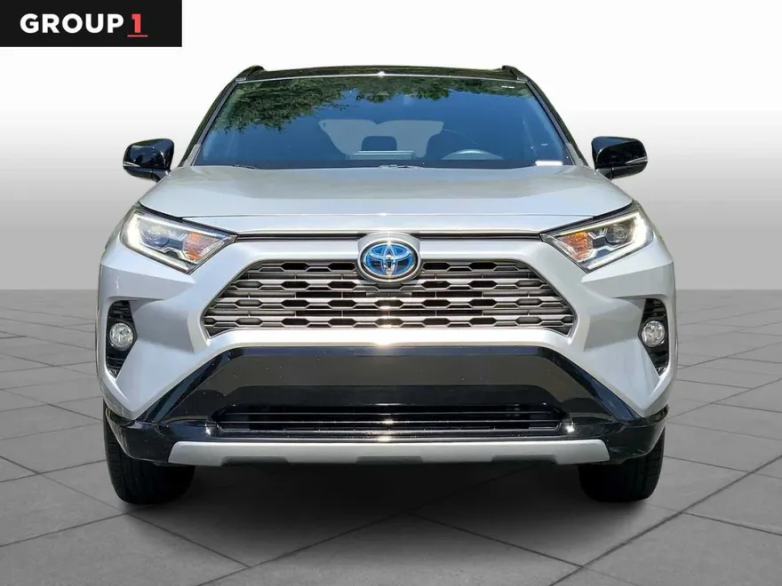 2021 Toyota RAV4 Hybrid XSE photo 1