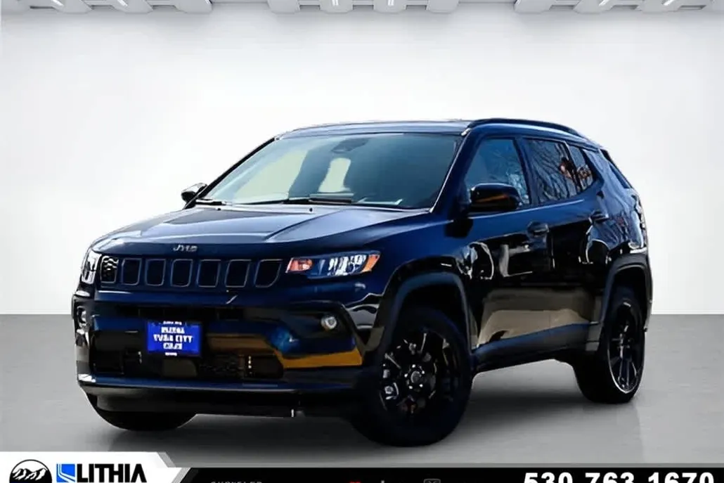 2025 Jeep Compass Latitude photo 1
