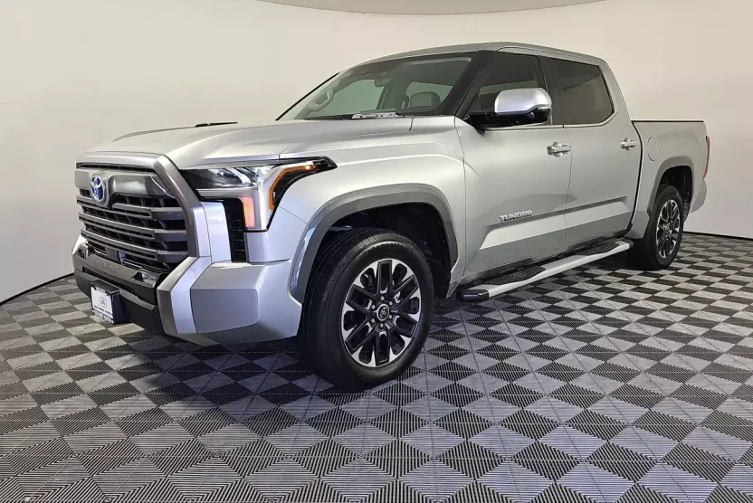 2024 Toyota Tundra Limited photo 1