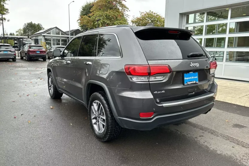 2020 Jeep Grand Cherokee Limited photo 1