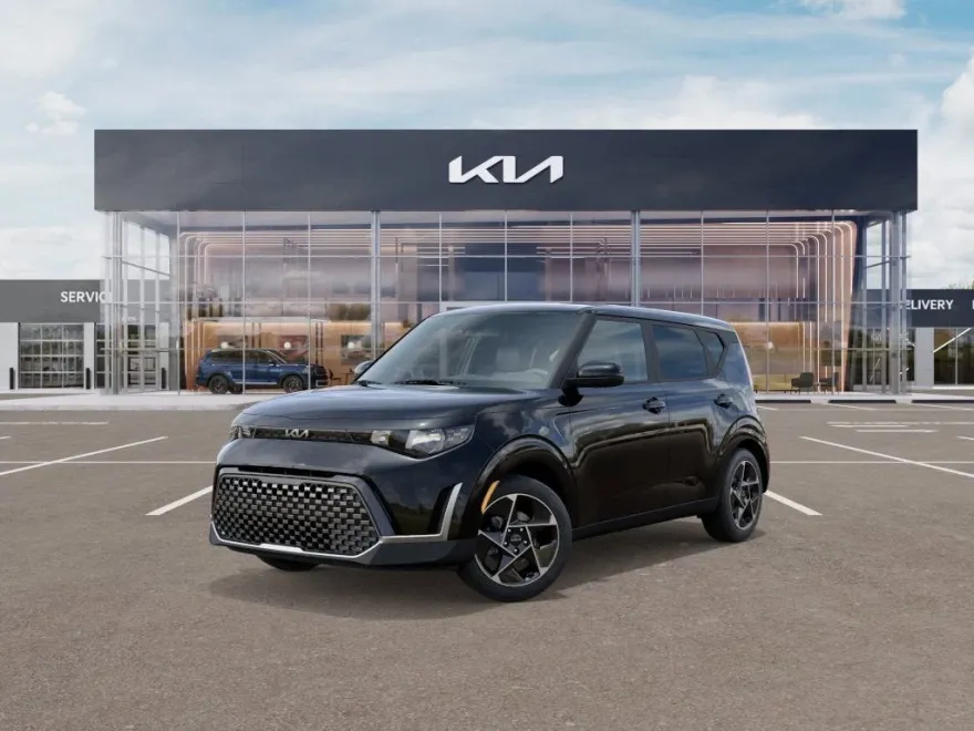 2025 Kia Soul EX photo 1