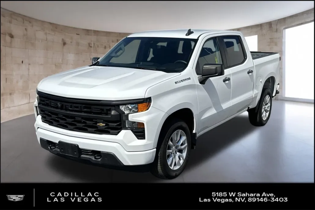 2022 Chevrolet Silverado 1500 Custom photo 1