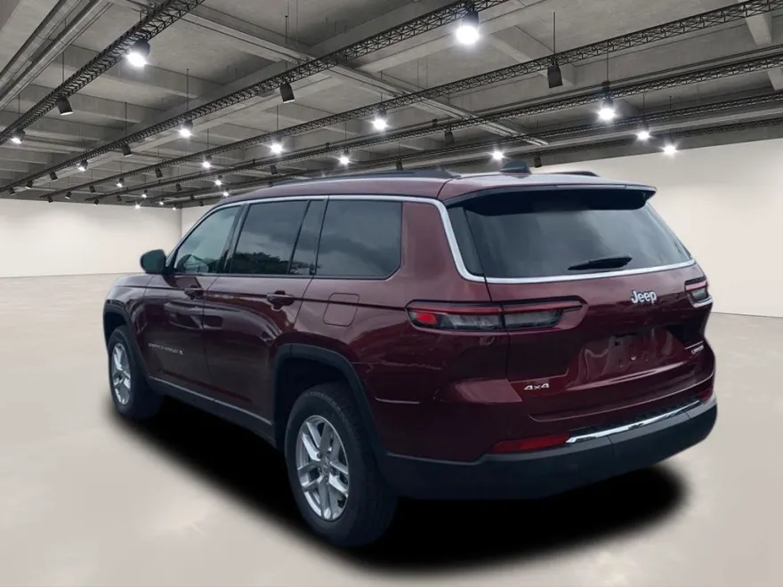 2025 Jeep Grand Cherokee Laredo X photo 1
