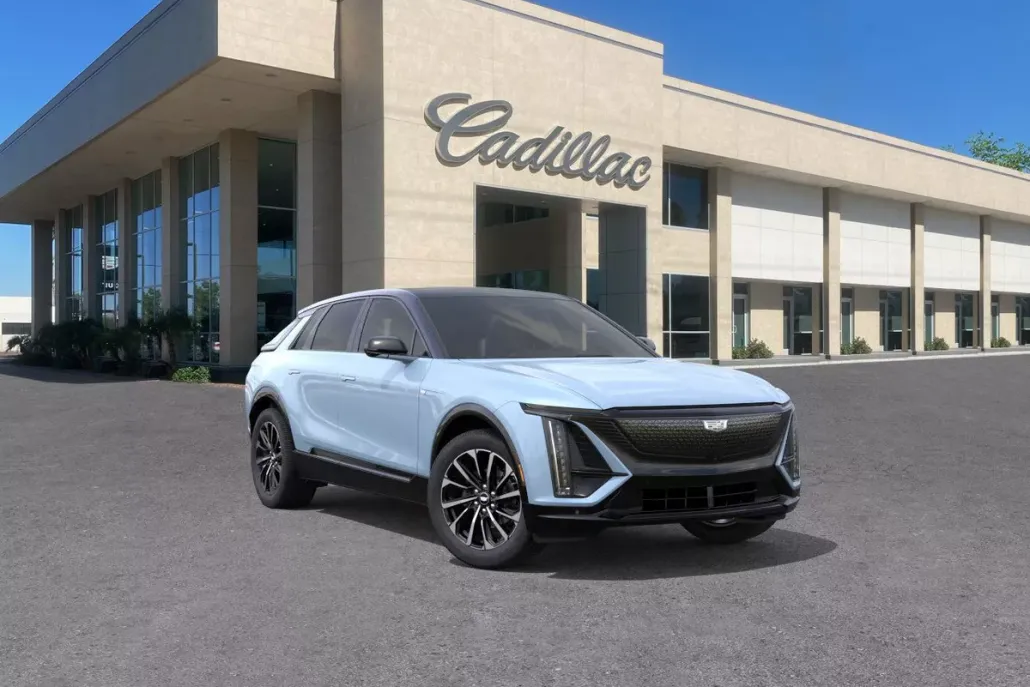 2025 Cadillac Lyriq Sport photo 1