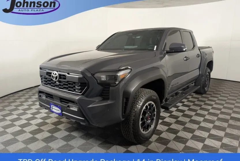 2025 Toyota Tacoma TRD Off-Road SR Double Cab Short Bed photo 1