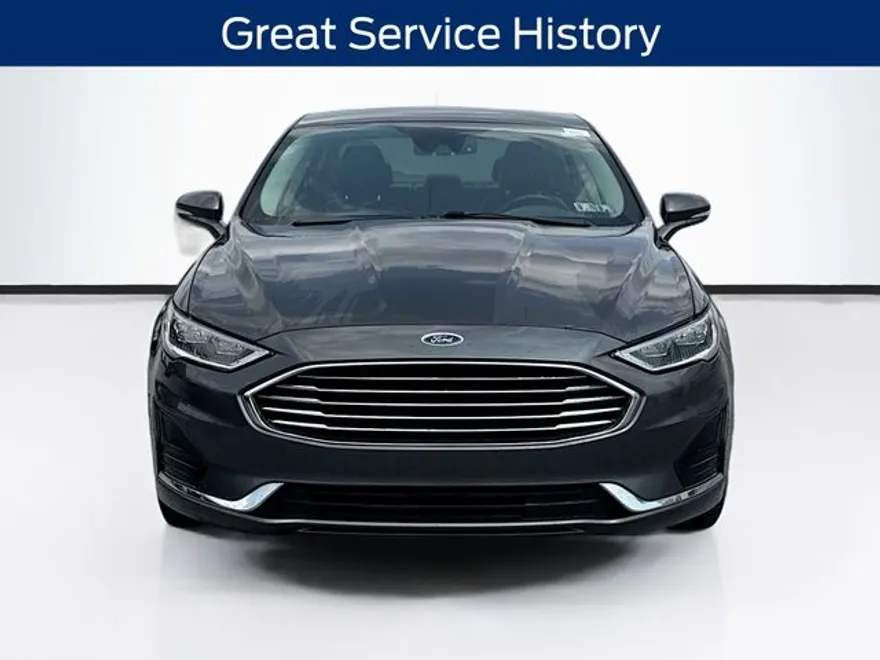 2019 Ford Fusion Hybrid SEL photo 1