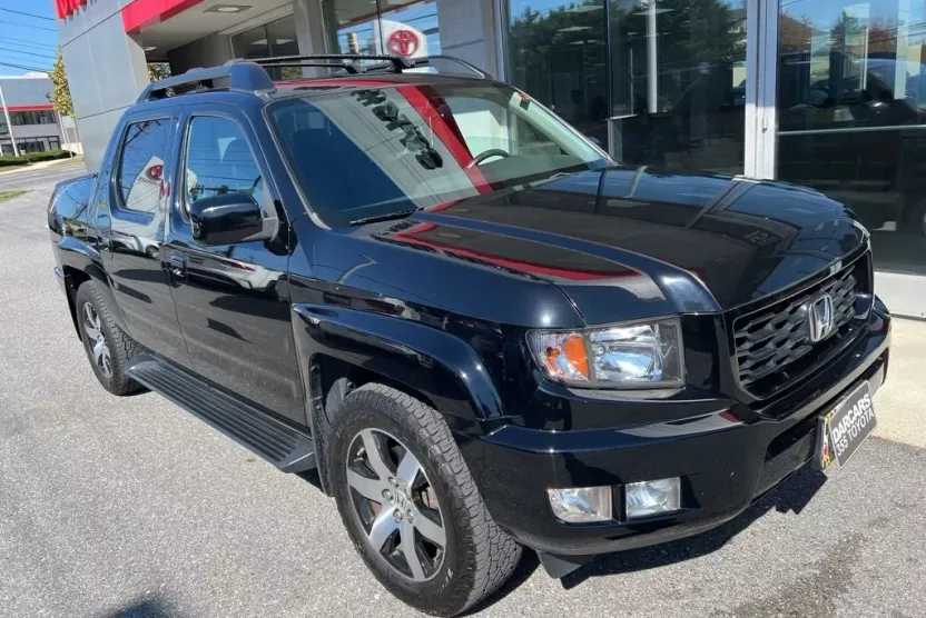 2014 Honda Ridgeline SE photo 1