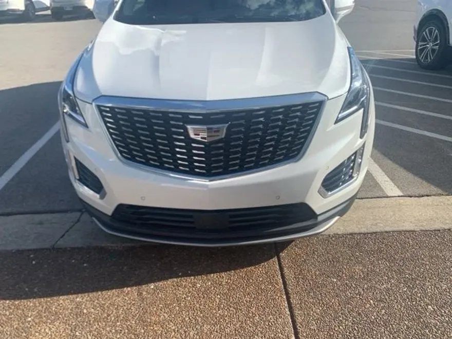 2021 Cadillac XT5 Premium Luxury photo 1