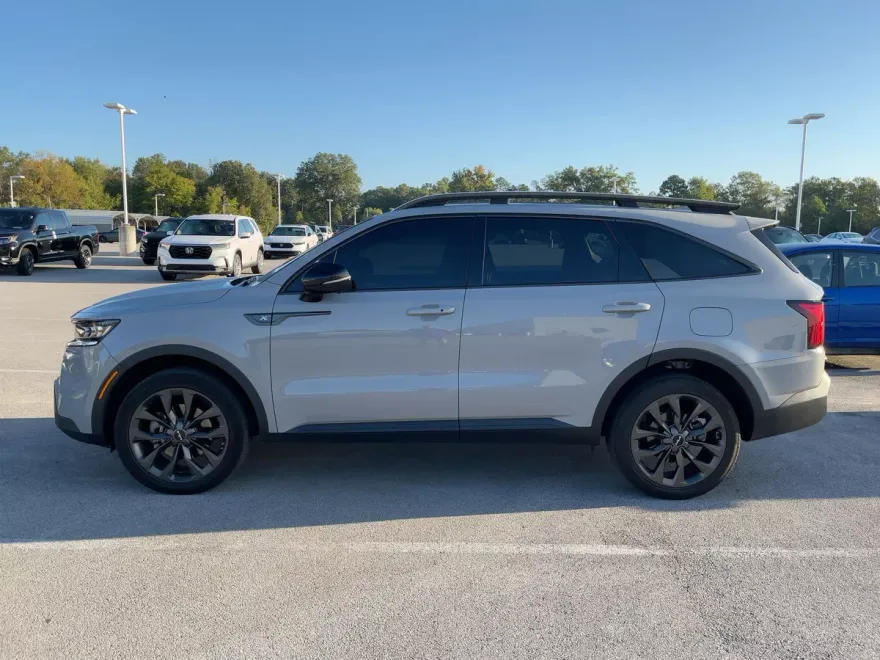 2023 Kia Sorento X-Line SX Prestige photo 1
