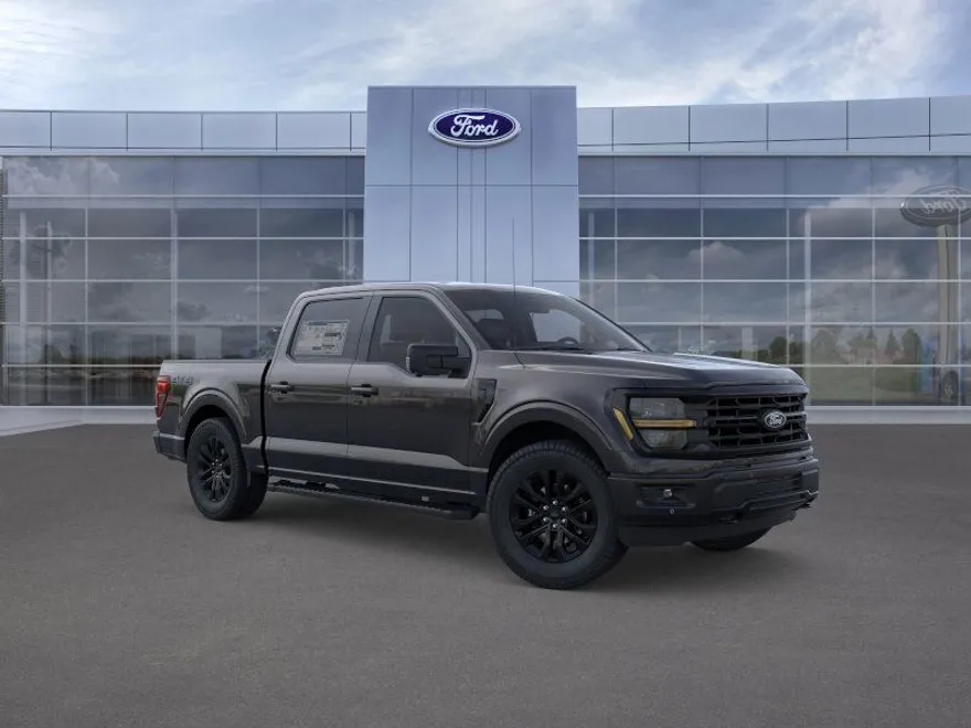 2025 Ford F-150 XLT photo 1