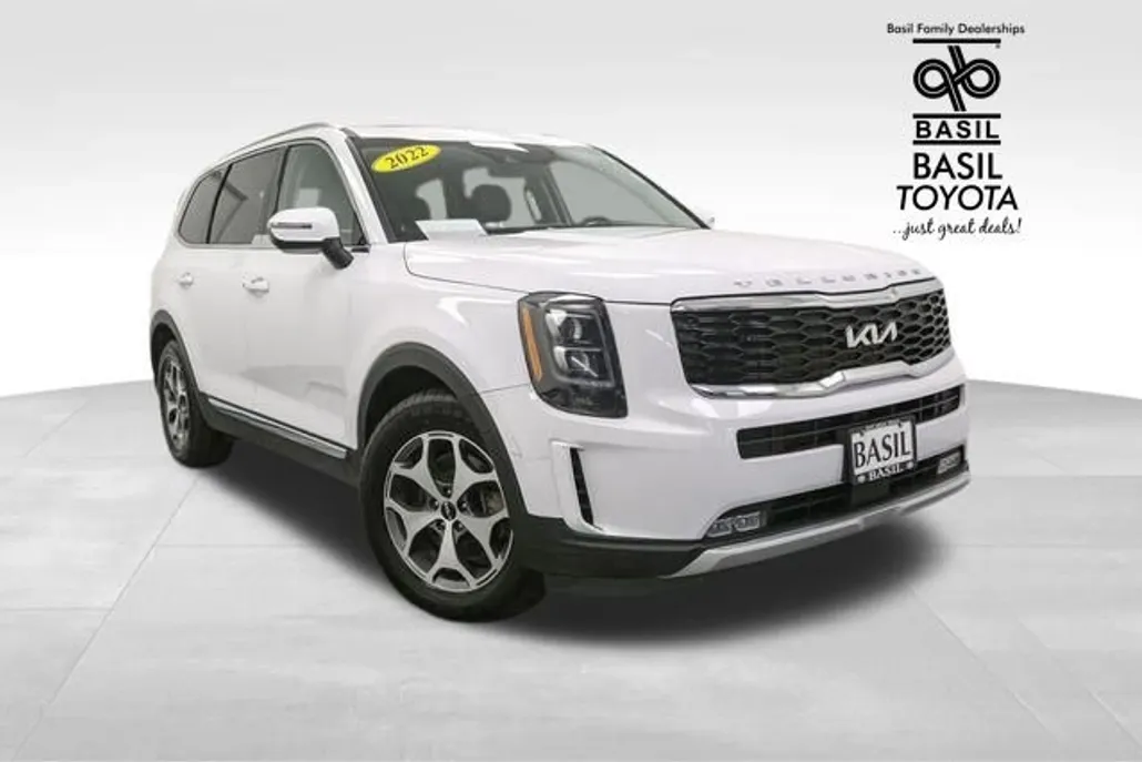 2022 Kia Telluride EX photo 1
