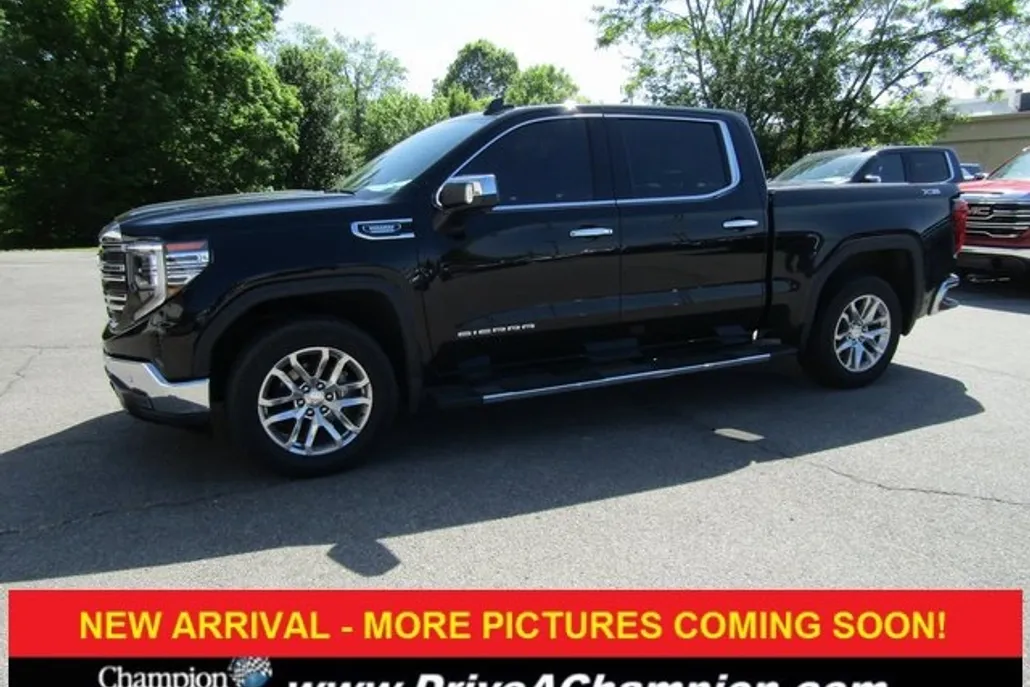 2022 Gmc Sierra 1500 SLT photo 1