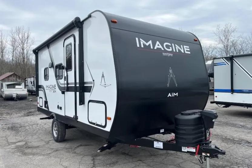 2025 Grand Design Recreational Imagine Narrow Body photo 1