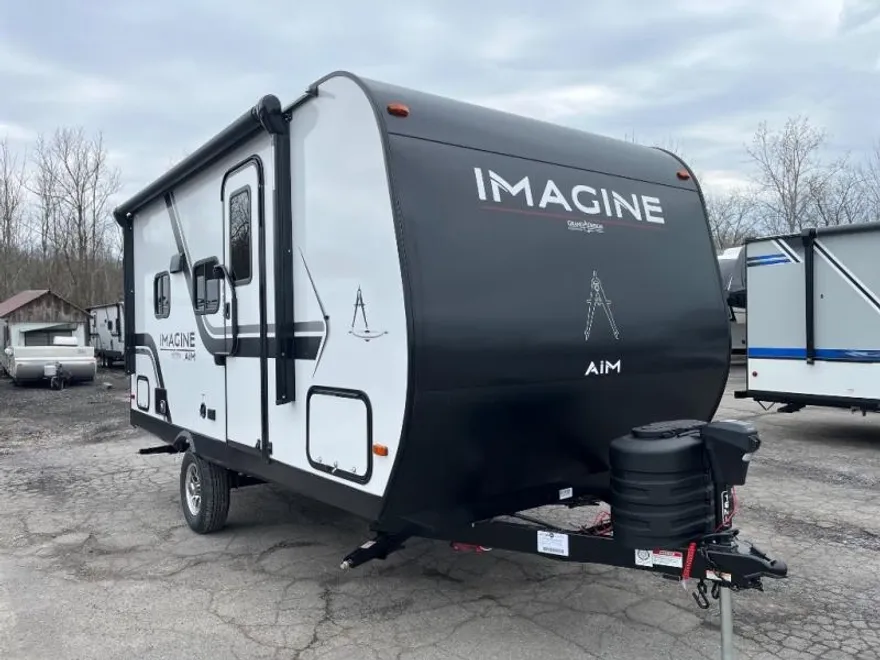 2025 Grand Design Recreational Imagine Narrow Body photo 1