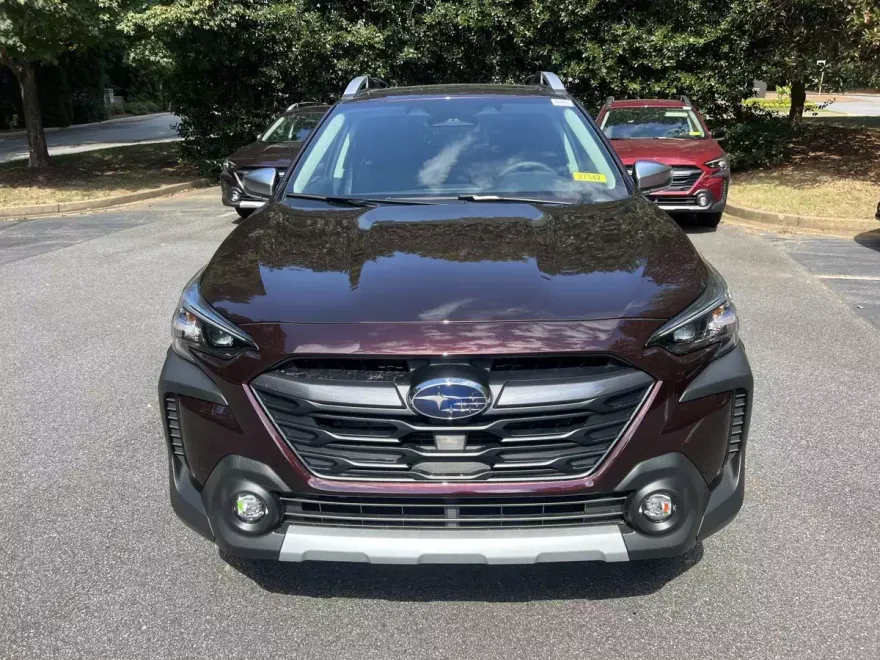 2025 Subaru Outback Touring XT photo 1