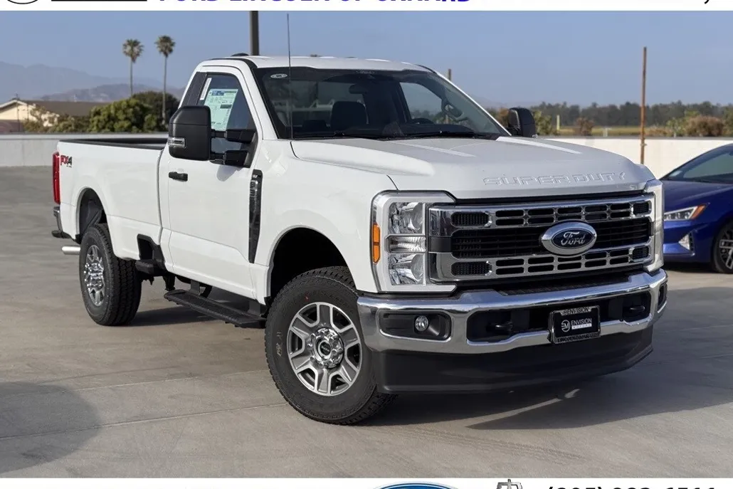 2025 Ford F-350 XLT photo 1