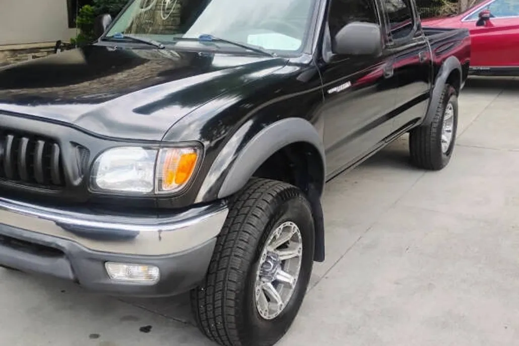 2003 Toyota Tacoma PreRunner V6 photo 1