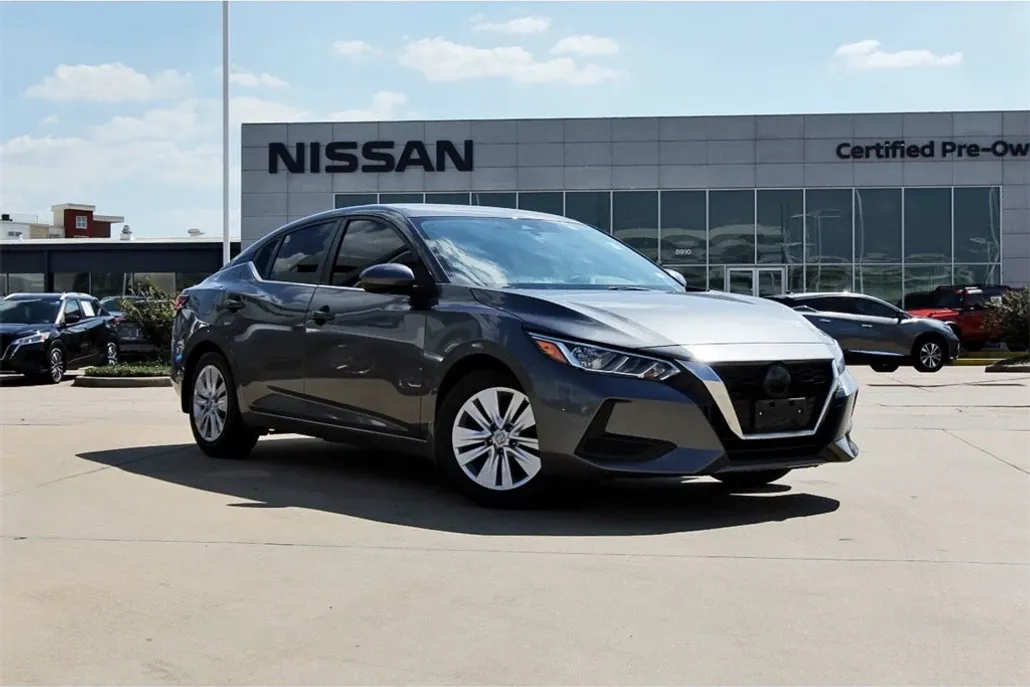 2021 Nissan Sentra S photo 1