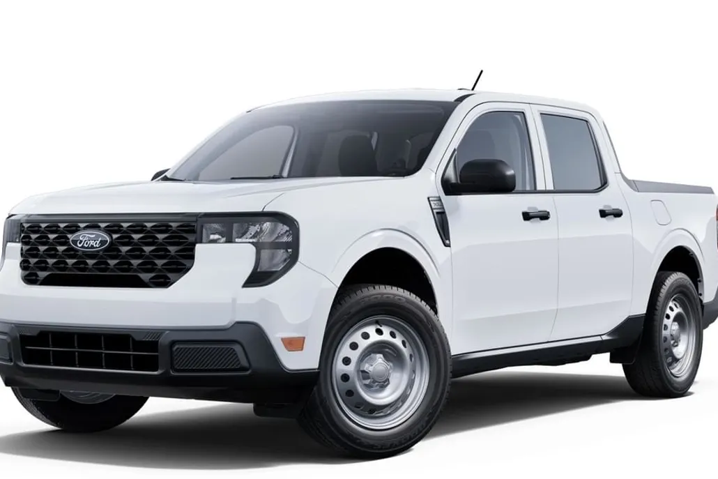 2025 Ford Maverick XL photo 1