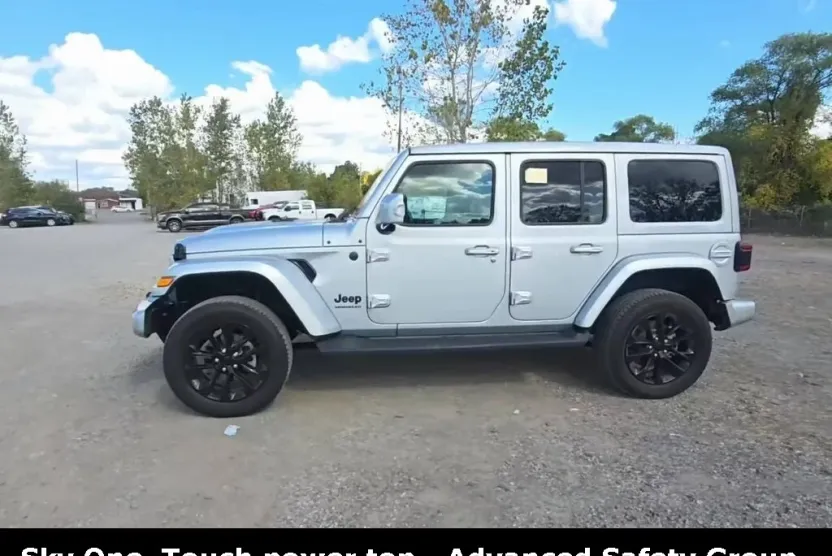 2023 Jeep Wrangler Sahara photo 1