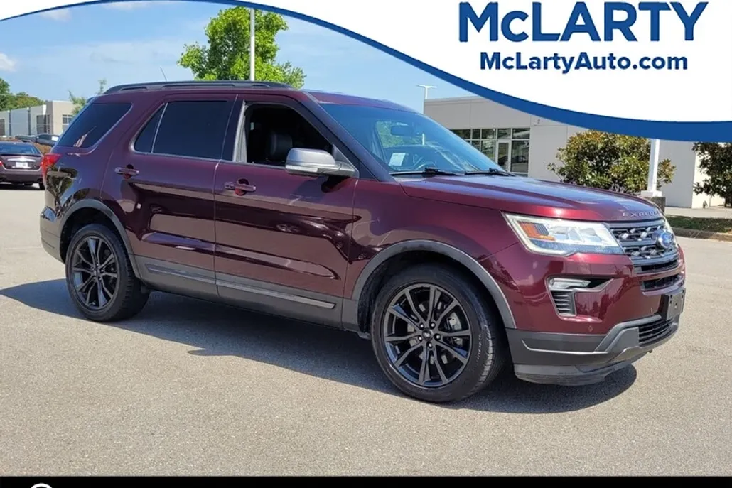 2018 Ford Explorer XLT photo 1