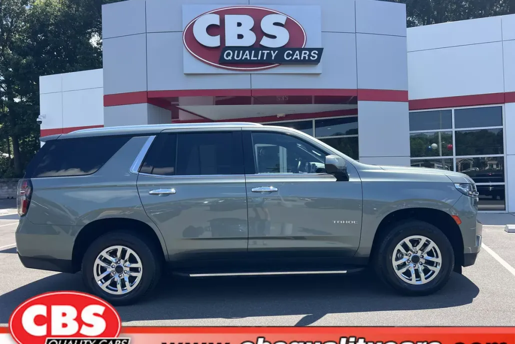 2023 Chevrolet Tahoe LT photo 1