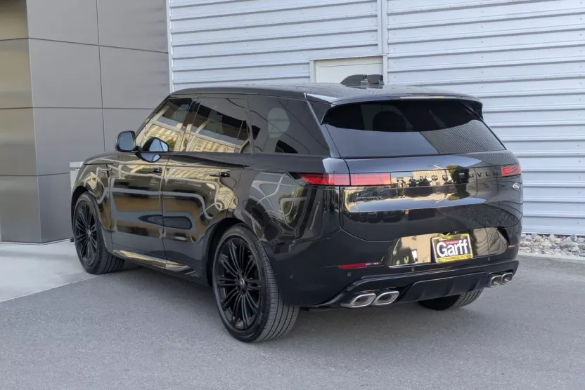2023 Land Rover Range Rover Sport P530 First Edition photo 1