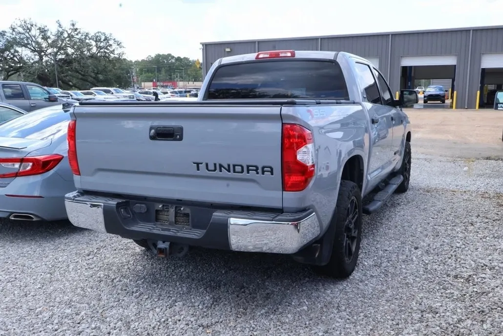 2019 Toyota Tundra SR5 Grade photo 1