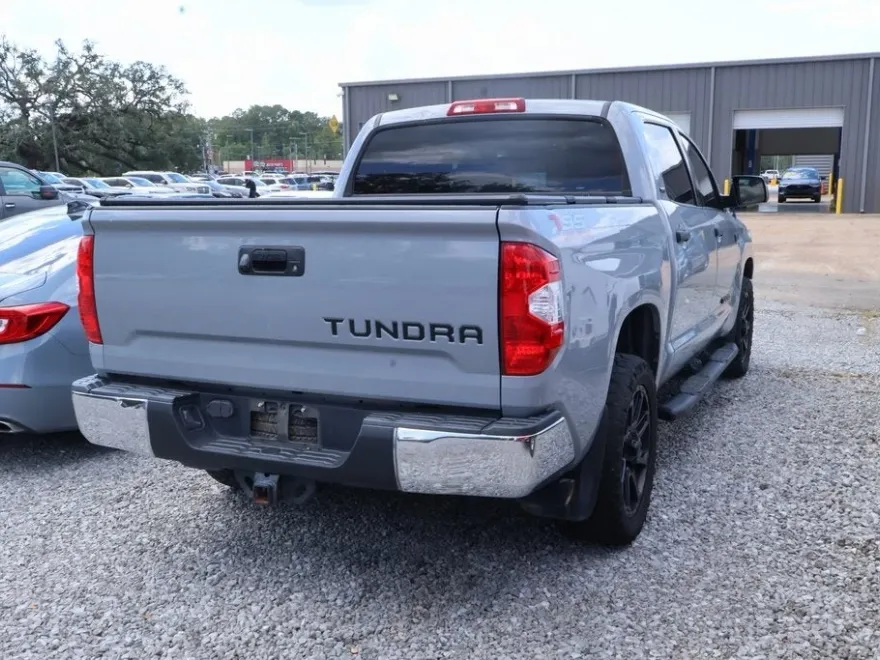 2019 Toyota Tundra SR5 Grade photo 1