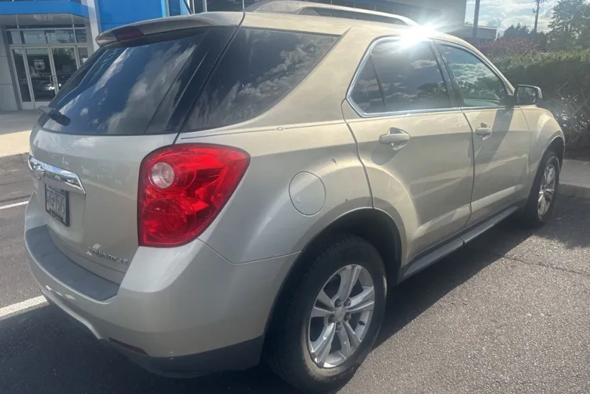 2015 Chevrolet Equinox LT photo 1