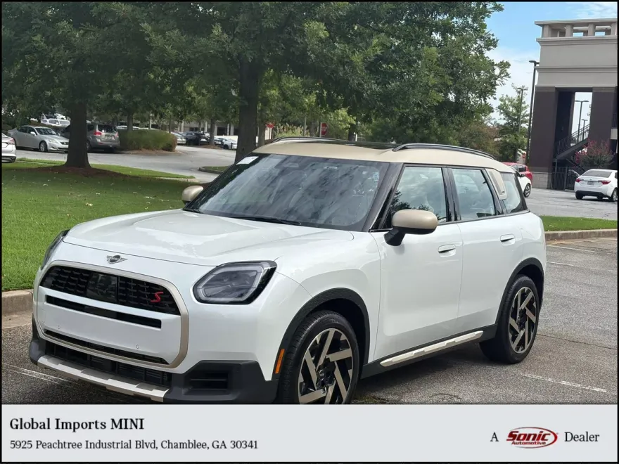 2025 Mini Countryman S ALL4 photo 1