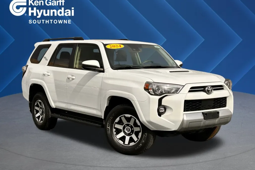 2024 Toyota 4Runner TRD photo 1