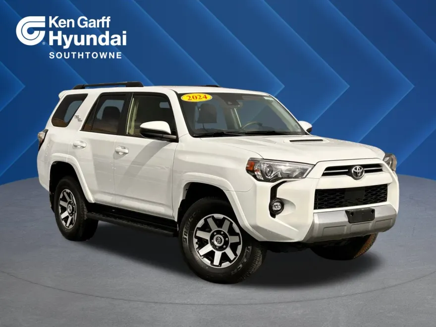 2024 Toyota 4Runner TRD photo 1