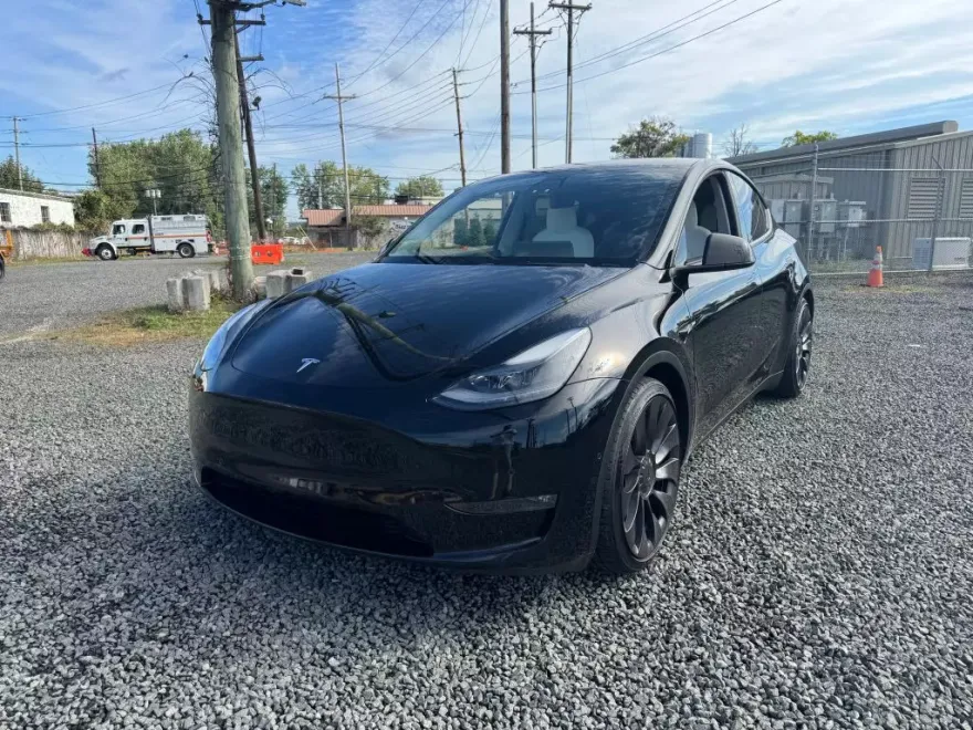 2021 Tesla Model Y Performance photo 1