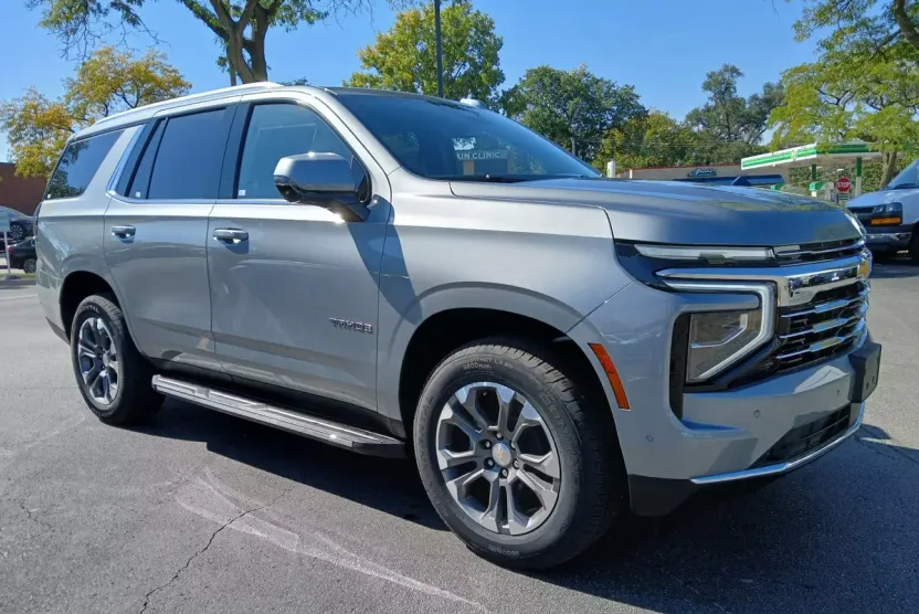 2026 Chevrolet Tahoe LT photo 1