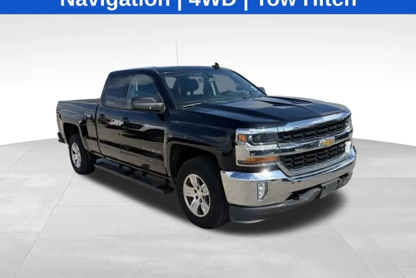 2018 Chevrolet Silverado 1500 LT photo 1